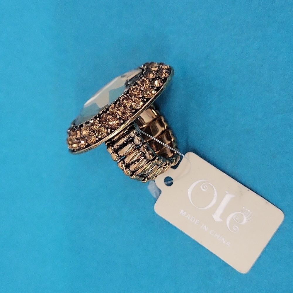 NWT Ole Embellished Rhinestone Statement Ring - Picture 8 of 8